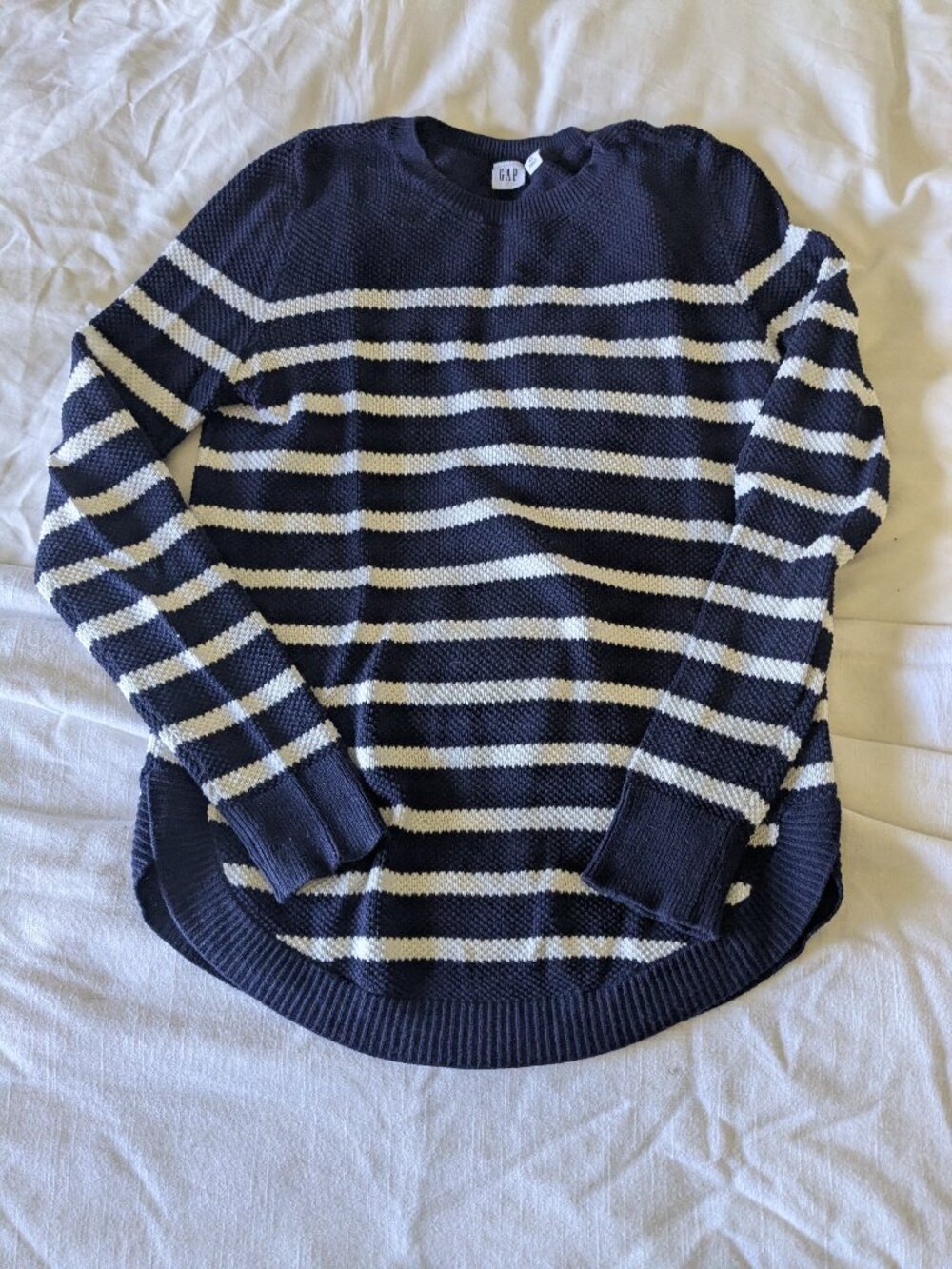GAP 100% cotton sweater